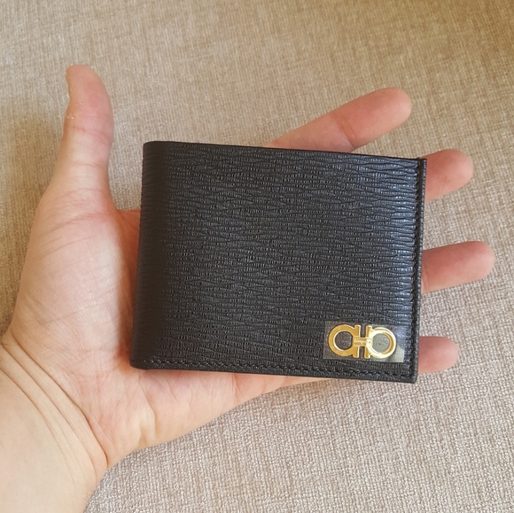 NIB Mens Salvatore Ferragamo Black Leather Wallet - Picture 4 of 8